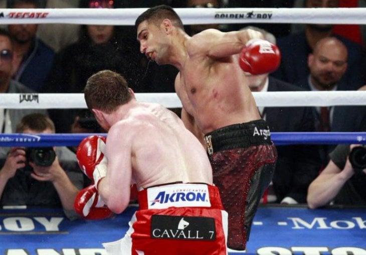 Spektakl u Las Vegasu: Canelo Alvarez brutalno nokautirao Amira Khana