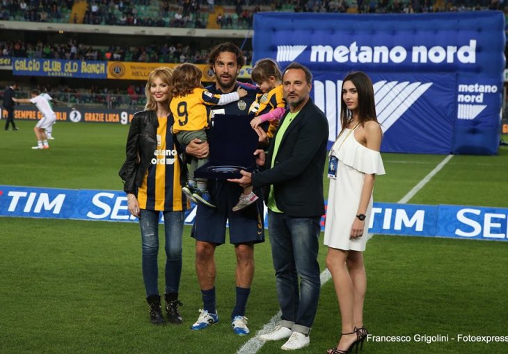 Verona slavila protiv Juventusa uz suze i oproštaj velikog Luce Tonija