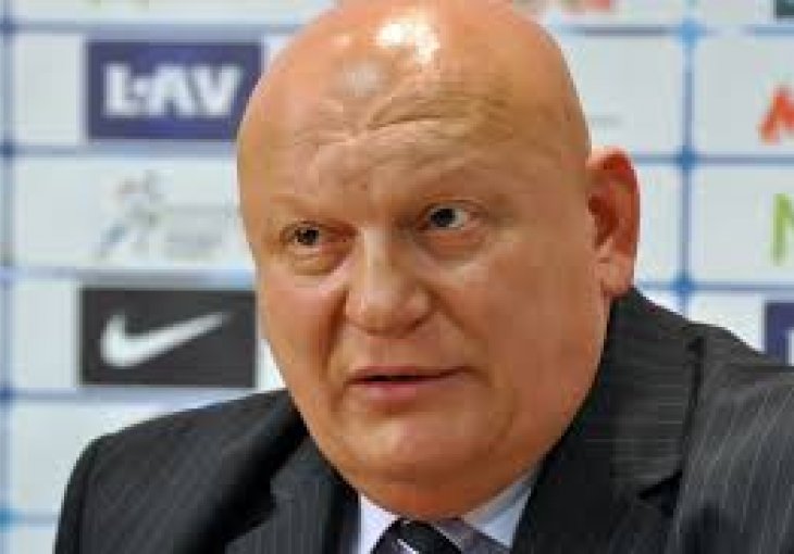 RADNIK: 