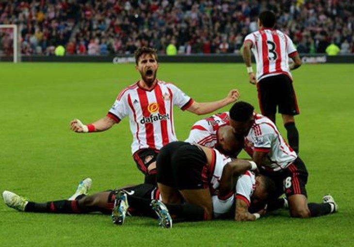 Sunderland pobjedom protiv Evertona opstao u Premier ligi