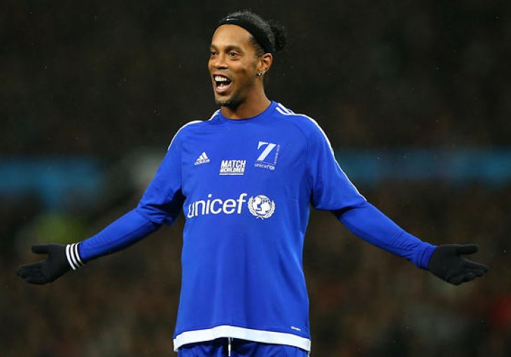 Povratak nakon pet godina: Ronaldinho samo na korak od Europe?!