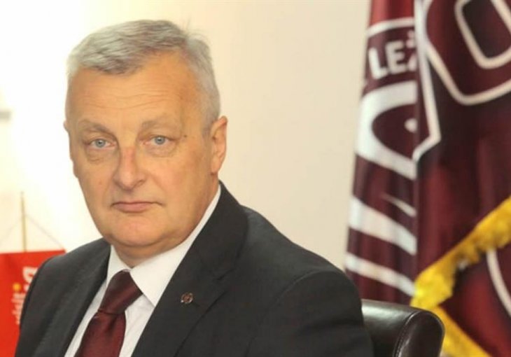 Navijači od Kusturice traže odgovore na 15 pitanja  