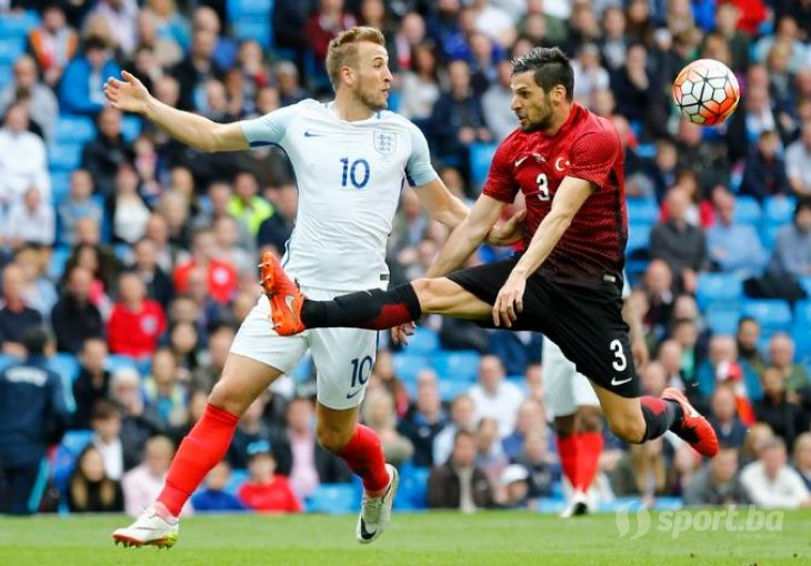 Prijateljski meč ali krvnički start: Kane je doslovno mogao ostati bez glave