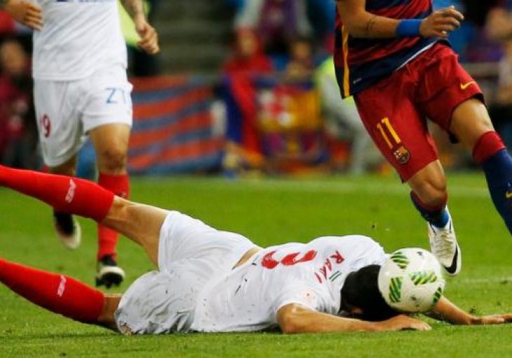 Neymar u nevjerici: Pogledajte šta mu je napravio Adil Rami