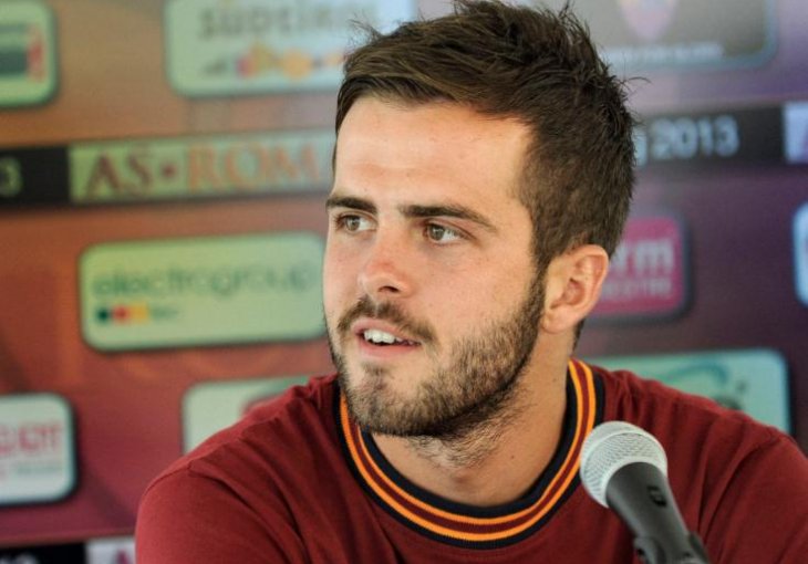 Procurio dokument kojim je Pjanić zatražio transfer u Juventus