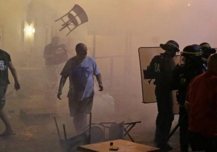 Englezi na žestokom udaru sa svih strana: Haos na ulicama Marseillea se nastavlja