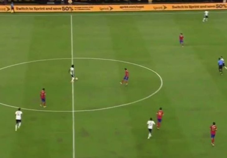 Costa Rica iznedadila Jamesa i ekipu, SAD s igračem manje do pobjede