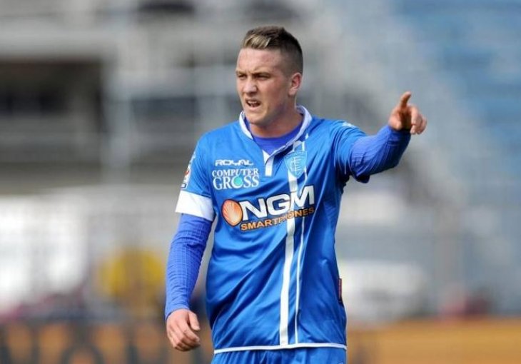 Zjelinski odbio Napoli jer želi igrati na Anfiledu