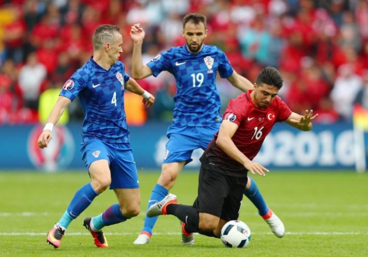 Perišić veliki patriota: Frizura fudbalera sa konturama domovine