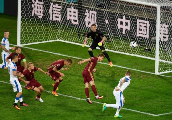 Slovaci golom Weissea stiglo do vodstva nad Rusima