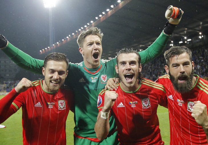 Utakmica Velsa i Belgije prikazana kroz pjesmu u crtanom filmu