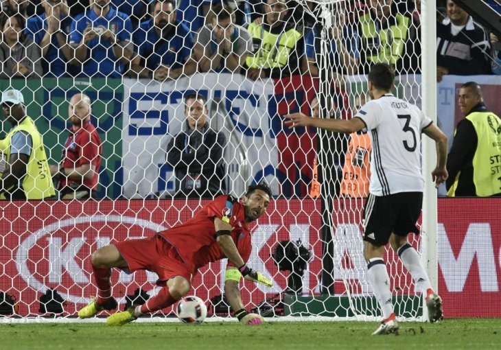 Engleska kletva pogodila je čak i meč Italija - Njemačka