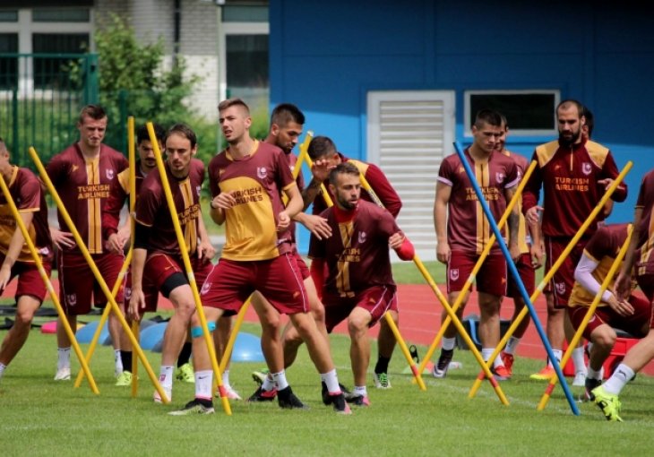 Fudbaleri Sarajeva odradili prvi trening na pripremama u Sloveniji