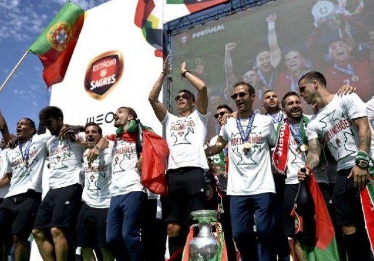 Nani i Sanches atmosferu na dočeku doveli do usijanja