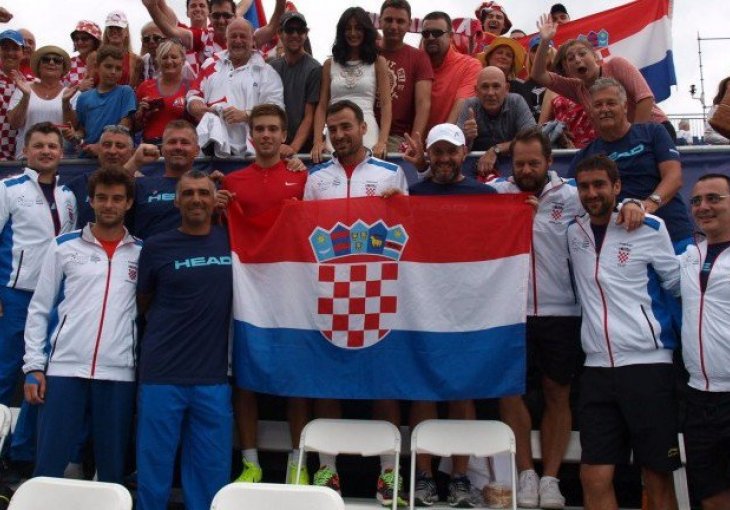 Senzacija svih senzacija: Borna Ćorić šokirao Amerikance i odveo Hrvate u polufinale