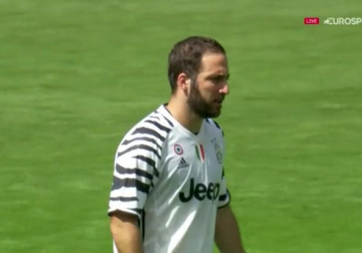 Prosinečki: Higuain je deblji i od mene, izgleda kao prase