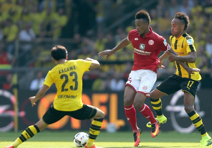 Dortmund i Wolfsburg krenuli pobjedama
