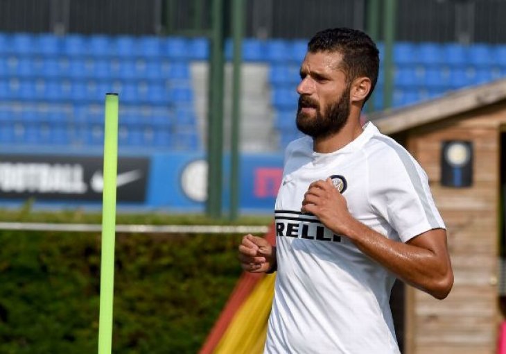 Claude Puel: Candreva je morao dobiti crveni karton zbog udarca laktom
