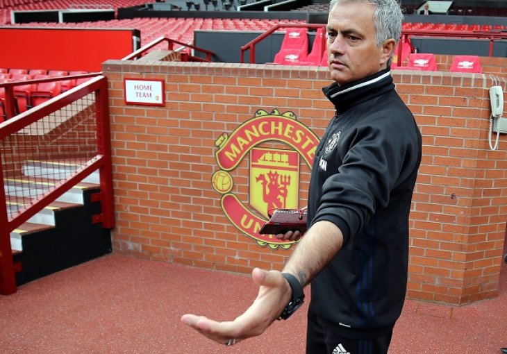 Mourinho opet u centru pažnje: Totalno ignoriše veliko pojačanje