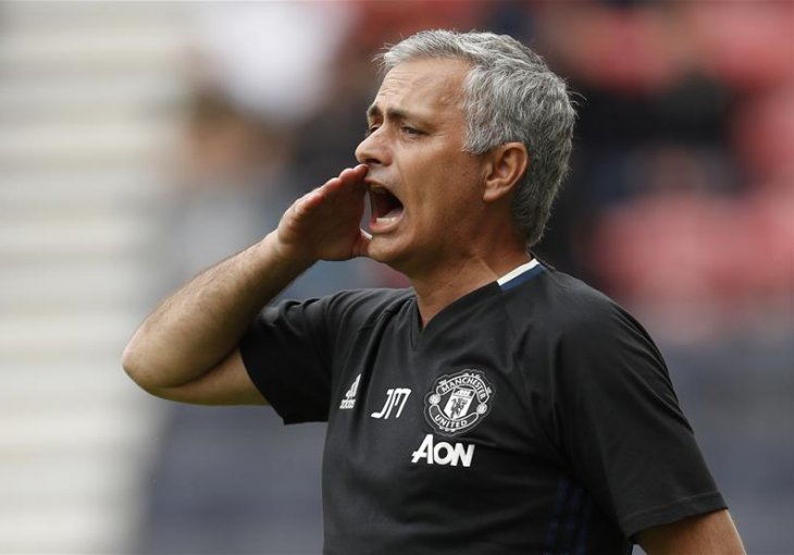 Mourinho tjera jednog od ljubimaca navijača: Za njega više nema mjesta