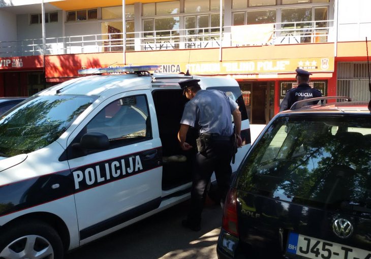 Robijaši prekinuli trening Čelika 