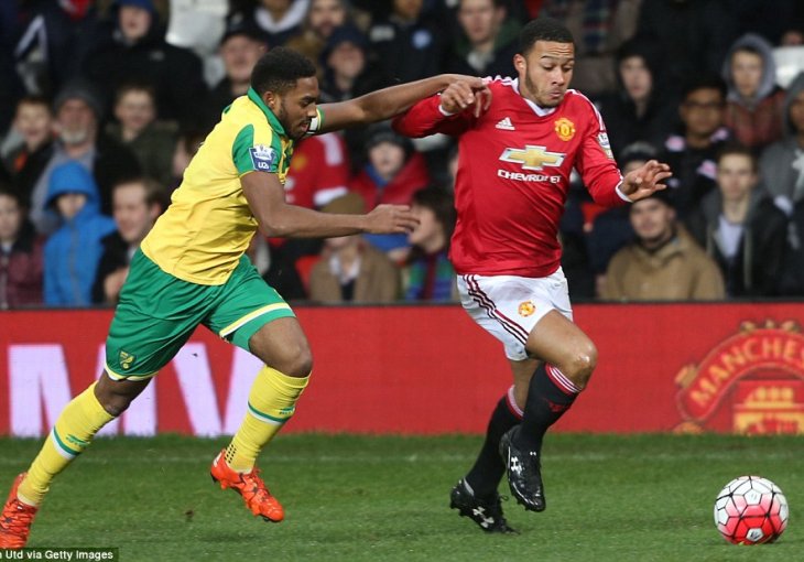 Depay na izlaznim vratima Uniteda: Daj šta daš!  