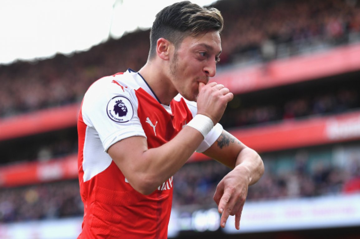 mesut-ozil