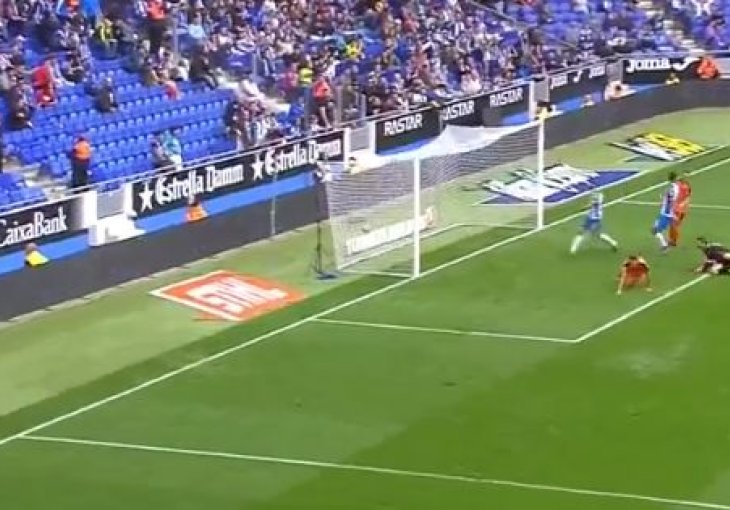 Ludnica u Primeri: Espanyol sa igračem manje odradio nešto nevjerovatno  