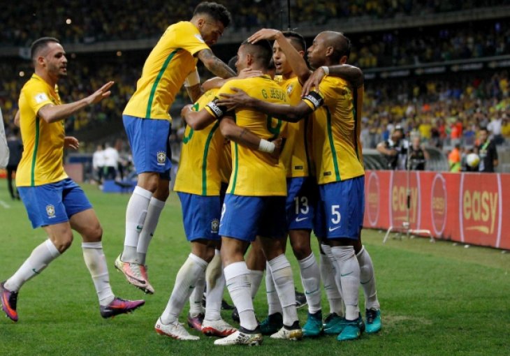 Ludnica u režiji Brazilaca: Ovakav živi zid još niste vidjeli 
