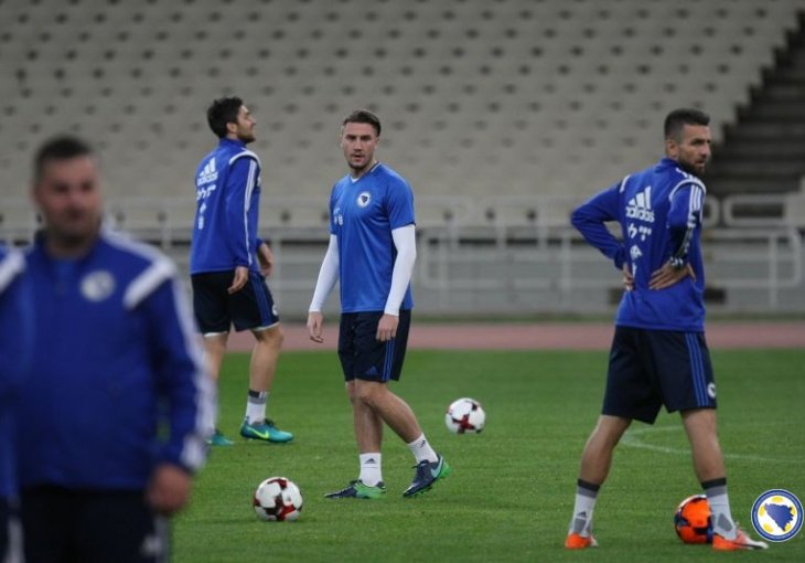Reprezentativci odradili prvi trening u Grčkoj, Kolašinac se priključio