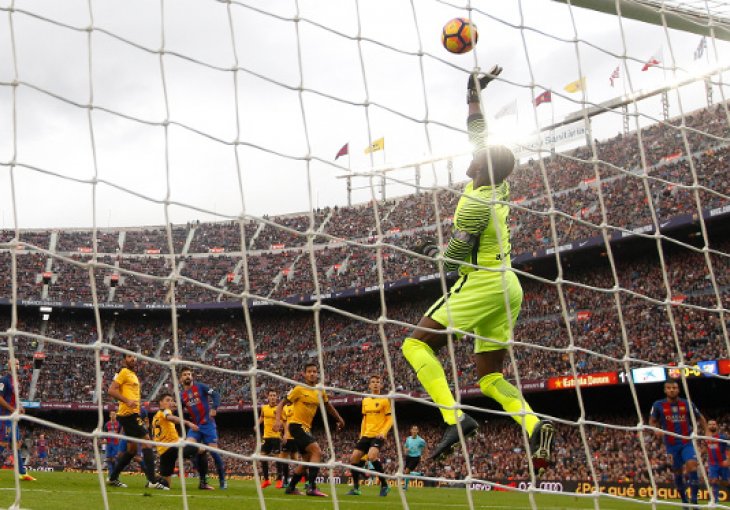 Jedan od najpotcjenjenijih golmana u Primeri: Kada Barca igra protiv njega neka ostavi svaku nadu