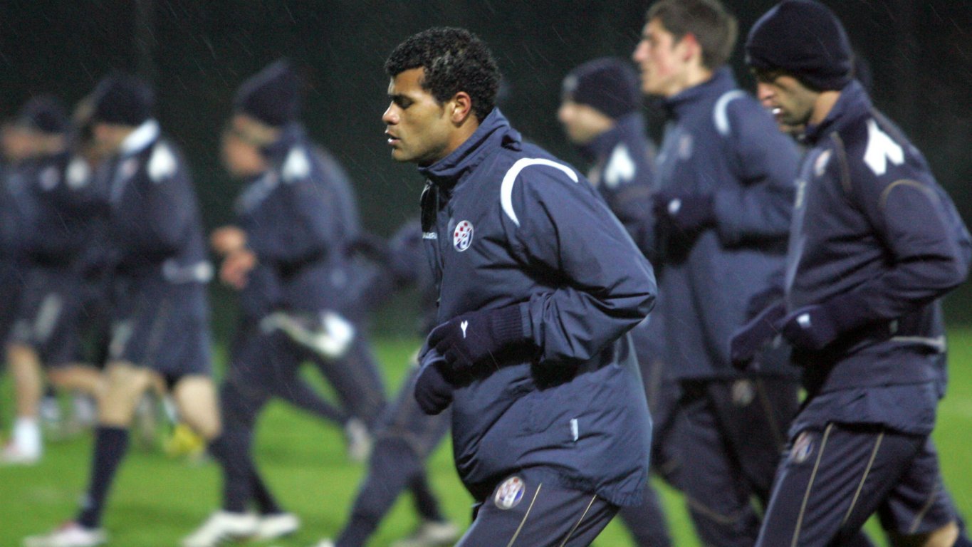 etto-126pu831sc2t1kq2wd5hm9a73