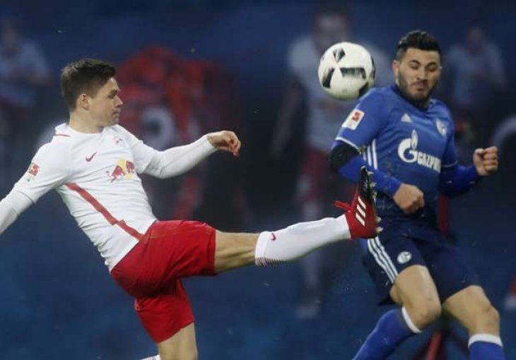 Kolašinac trese mreže, ali ovaj putna obje strane  