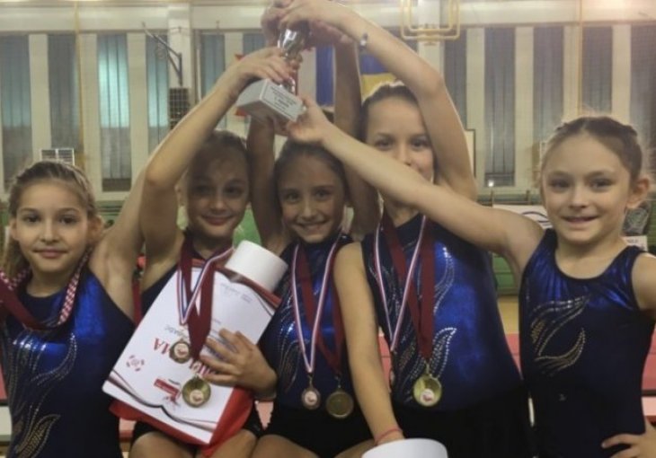 Mlade gimnastičarke sarajevske Bosne osvojile dva zlata u Samoboru