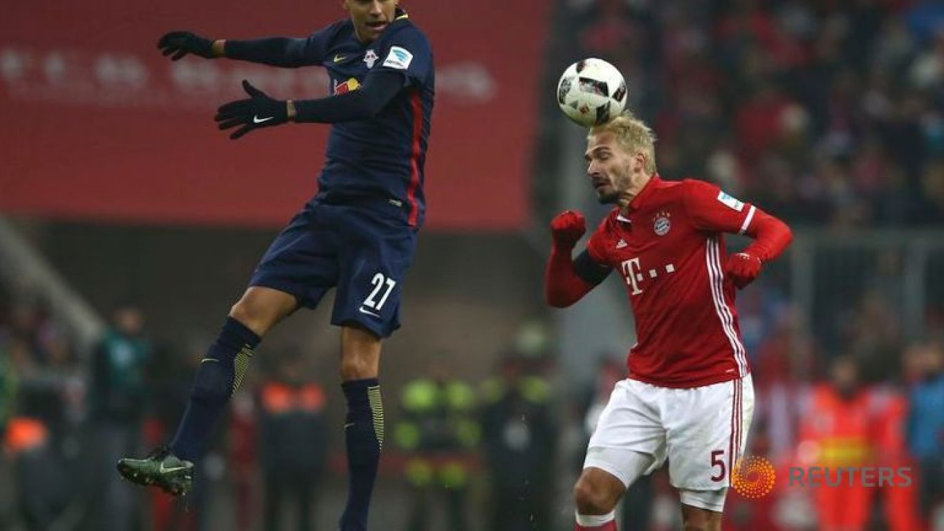 football-soccer-bayern-munich-v-rb-leipzig-3