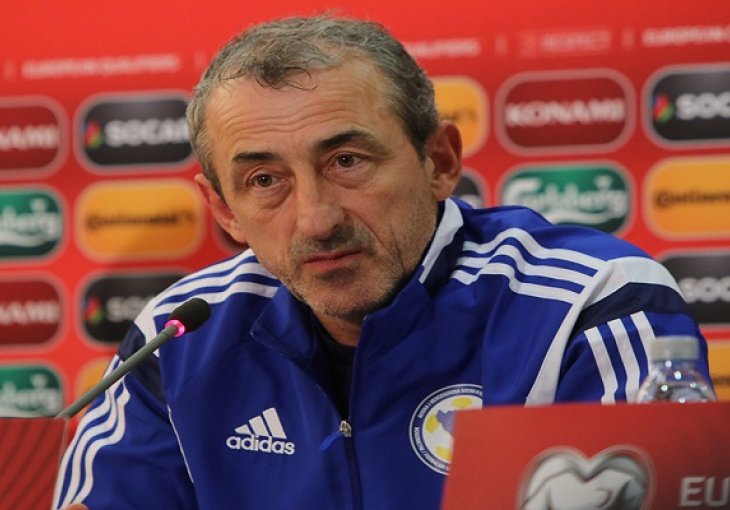 Baždarević sigurno nije zadovoljan: Reprezentaciju mogu očekivati problemi u defanzivi?