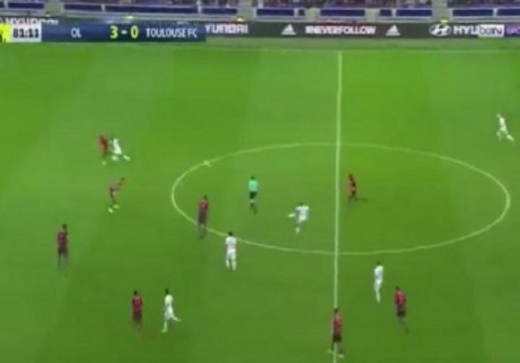 Kakva golčina sa centra: Depay podsjetio na najbolje dane! (VIDEO)