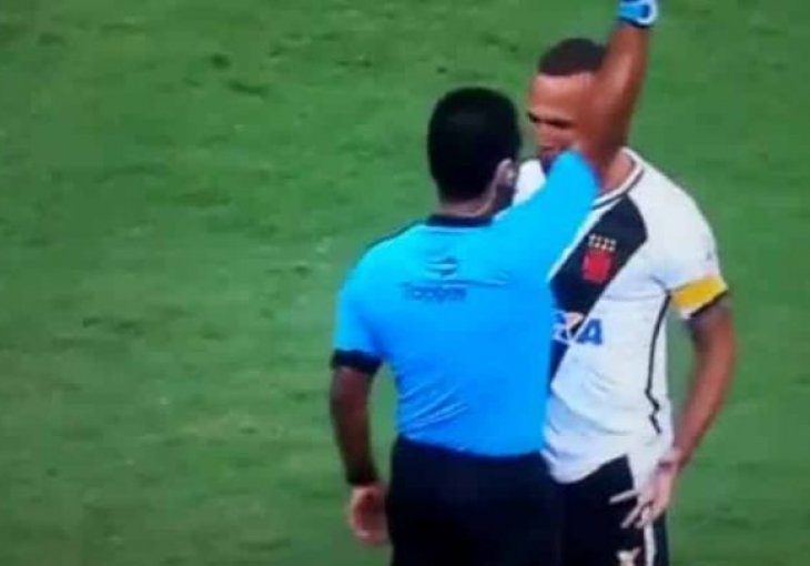 Sudija odglumio udarac Luisa Fabiana, pa ga isključio 