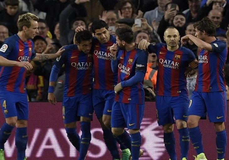 Blitzkrieg Barcelone: Suarez postigao magičan gol koji se rijetko viđa! (VIDEO)