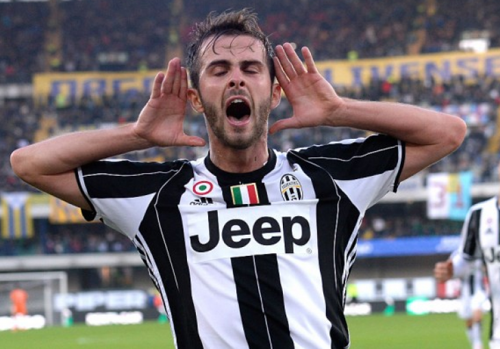 Pjanić i Chiellini kreirali sjajan gol i uništili Barcelonu! (VIDEO)