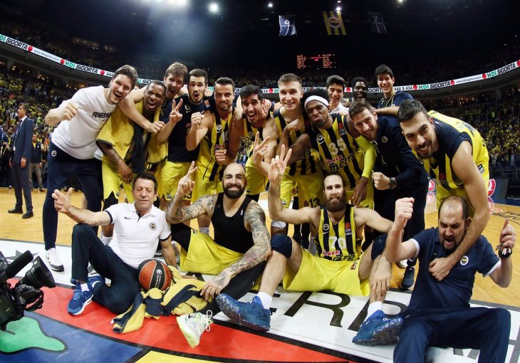 OBRADOVIĆ ODVEO FENER U ZAVRŠNICU: 