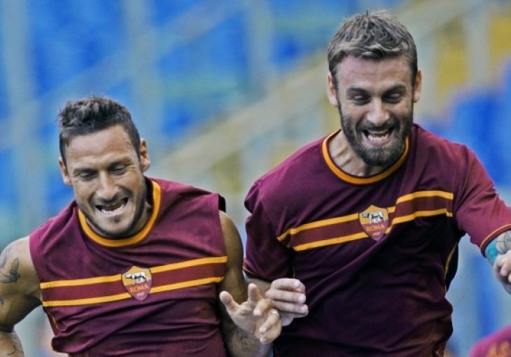 DE ROSSI: Ovdje kao da si uvrijedio kralja ako kažeš da je Totti makar i pertle vezao pogrešno!