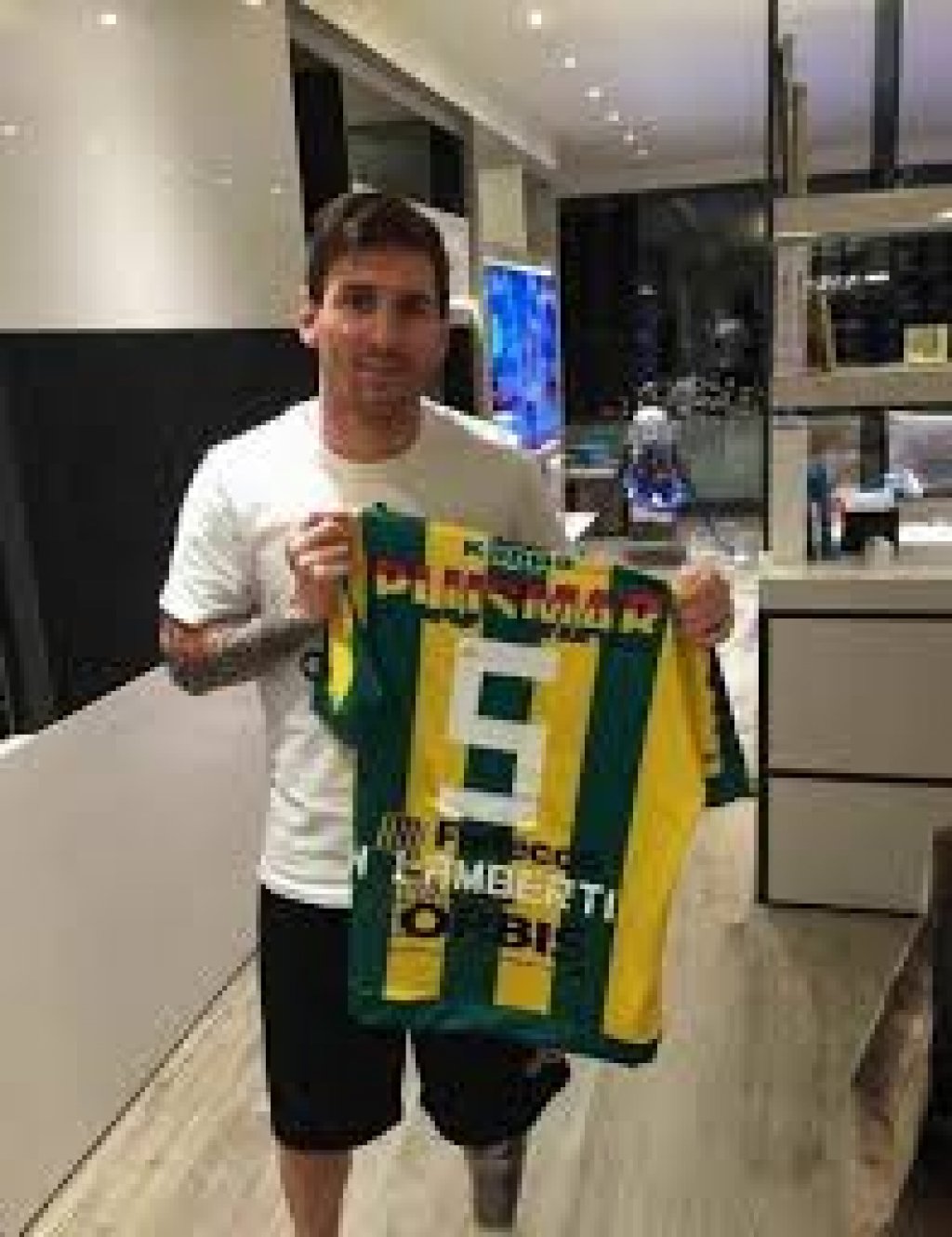 messi-dresovi-2