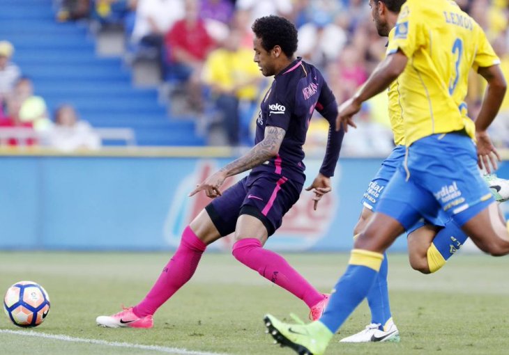 PUNOG PLIJENA SA KANARA: Prvi gostujući Hat-trick Neymara!