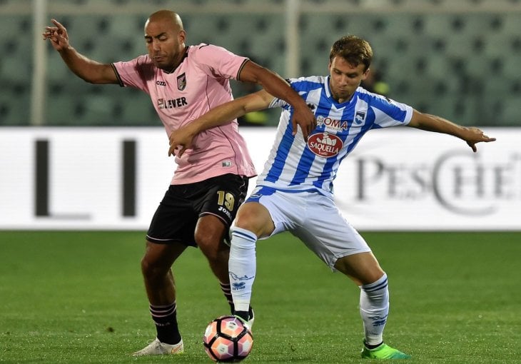 NAKON SVEGA I ONI SU UKRSTILI KOPLJA: Pescara i Palermo odigrali derbi začelja, Jajalu 90 minuta, Šunjiću klupa