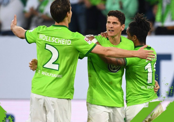 RAZIGRAVANJE ZA BUNDESLIGU: Vukovi golom Gomeza stigli do prednosti, druga runda igra se na terenu Braunschweiga!