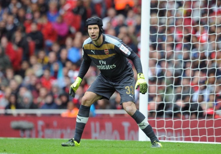 ČUDNA ODLUKA WENGERA: Cech na klupi, Tobdžije u finalu FA Kupa bez kompletne prve defanzivne postave