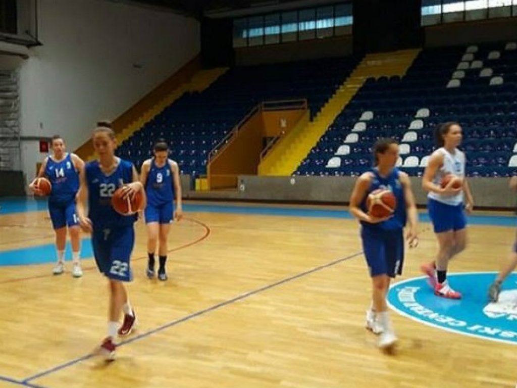 juniorke-pocele-pripreme-bih-2