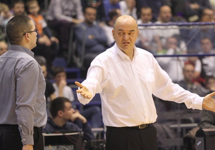 Dule Vujošević: “Ne daju mi ovde da radim, nosite se u p**** materinu”