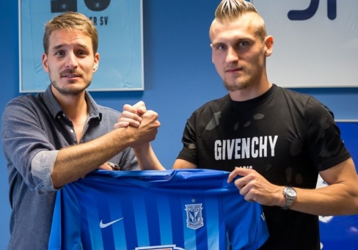 BH. STOPER POTPISAO ZA POLJSKI ŽELJEZNIČAR: Emir Dilaver će naredne četiri godine biti član Lecha Poznan!